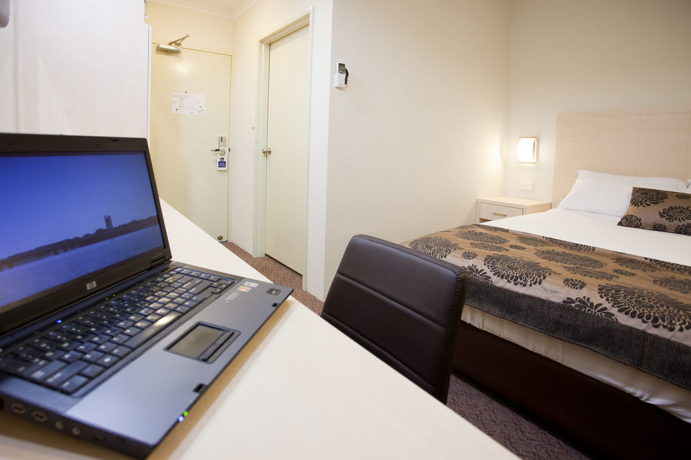 Garden City Hotel, Best Western Signature Collection Camberra Exterior foto