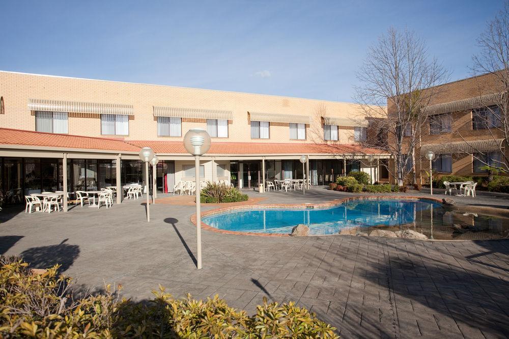 Garden City Hotel, Best Western Signature Collection Camberra Exterior foto
