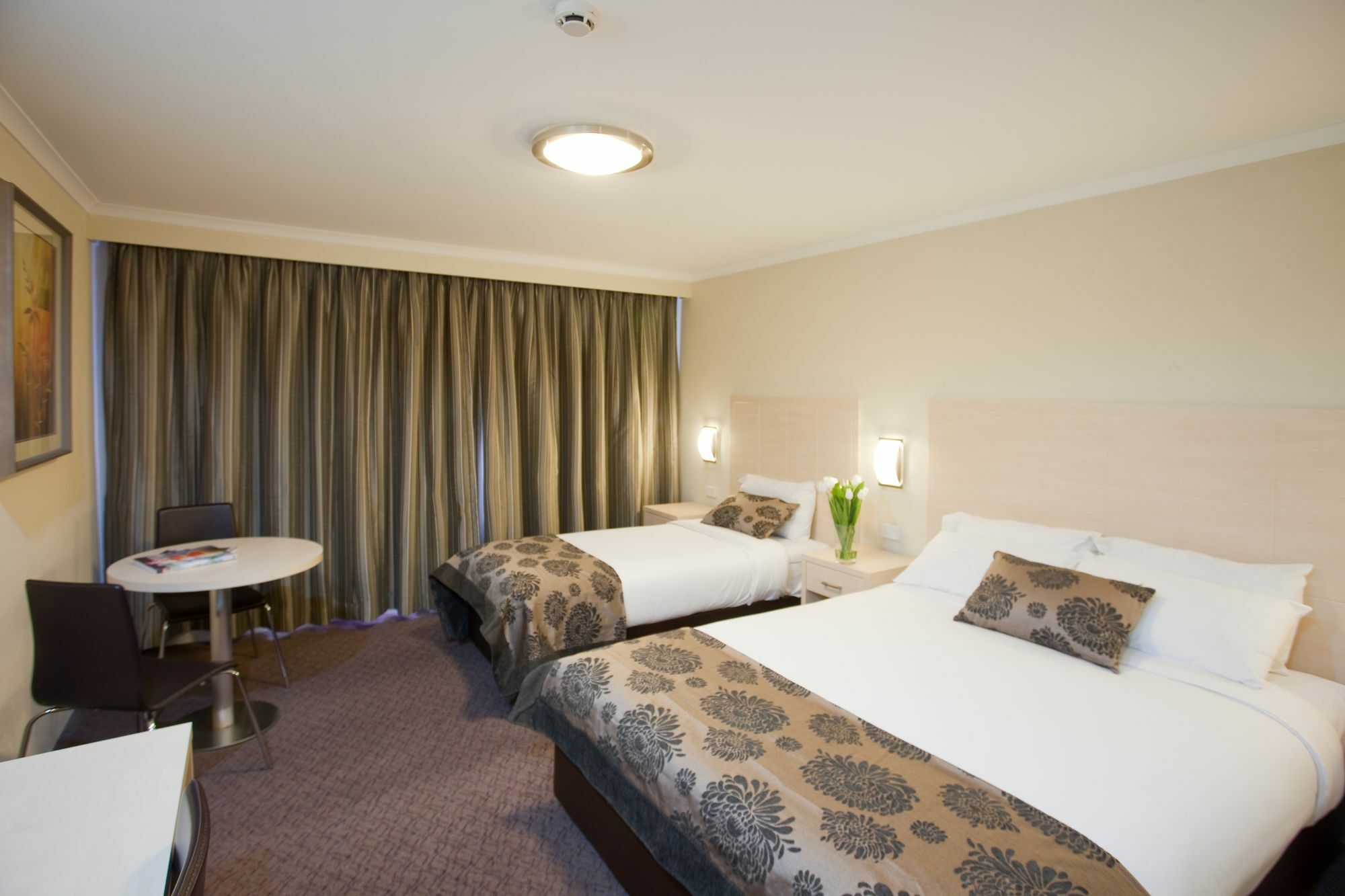 Garden City Hotel, Best Western Signature Collection Camberra Habitación foto