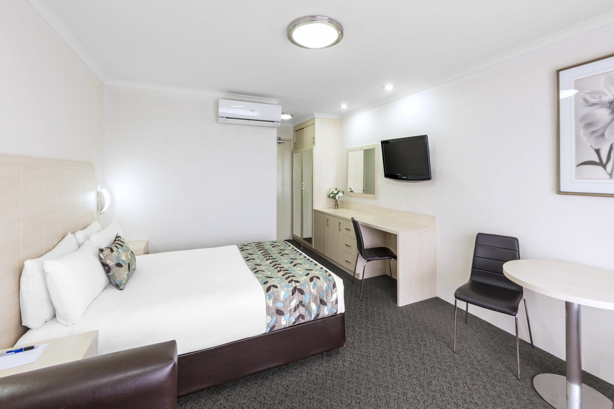 Garden City Hotel, Best Western Signature Collection Camberra Exterior foto